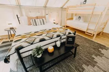 Timberline Glamping At Unicoi State Park