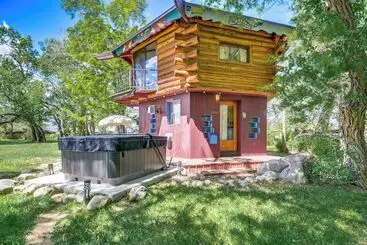 Mökkimajoitus Snowflake Cabin    Mins To Cody & Red Lodge!