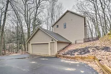 Mökkimajoitus Harbor Springs Retreat ~ 5 Mi To Downtown & Beach!