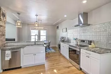 Mökkimajoitus Charming Downtown Fruita Home: Hike & Explore