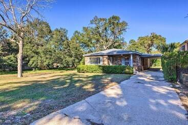 Сельский дом Charming Gulfport Home ~ 2 Mi To Marina