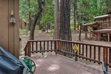 茅舍 Cozy Camp Connell Cabin: Large Game Room & Decks!