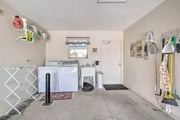 Mökkimajoitus Home In The Villages W/ Lanai & Private Hot Tub!