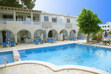 ツーリストアパートメント Apartamentos Carabela Ii