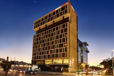 酒店 City Express Suites By Marriott Tijuana Rio