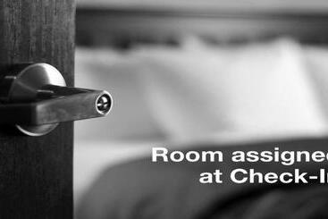 Hotelli Holiday Inn Express Fullerton Anaheim, An Ihg