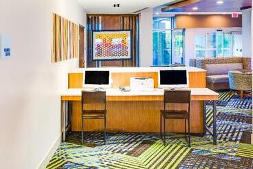 فندق Holiday Inn Express & Suites Russellville, An Ihg