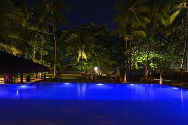 Iara Beach Hotel Boutique