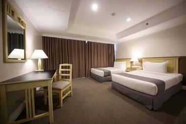 Hotel Infinity Tower Suites