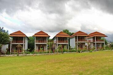 Wild Rose Resort And Spa