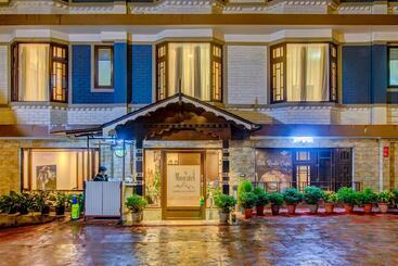 Hotel Muscatel Grand Silkroute 300 Mts Mg Marg