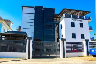 هتل آپارتمان Fahrenheit