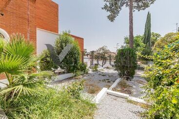 هتل Ayz Joaquín Pol   Auto Check In Property