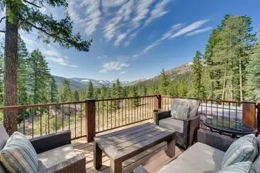 Mökkimajoitus Bayfield Cabin W/ Hot Tub & Striking Mountain View