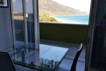 Huoneistohotelli La Casa Del Mar Cefalù