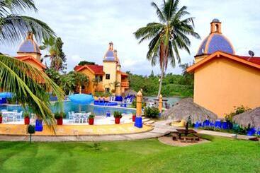 Hotel Canadian Resort Vallarta