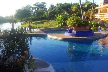 Otel Canadian Resort Vallarta