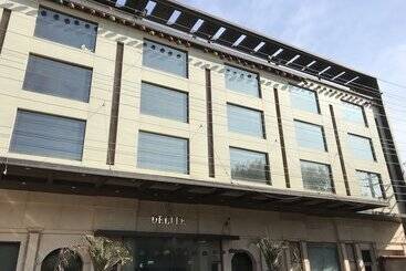 Hotel Delite Sarovar Portico Faridabad