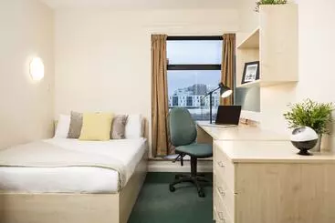 Tourist flats Newport Student Village