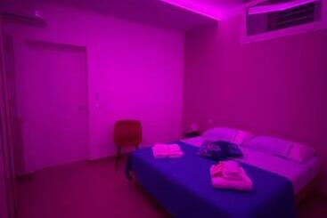 تختخواب و صبحانه Caramel House & Villa