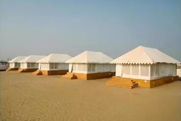 Experience Desert Resort