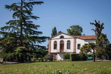 Aamiaismajoitus (B&B) ô Domaine Du Roussillon