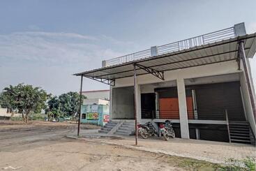 Oyo Hotel Rudhra