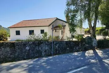Retkeilymaja Pousadinha De Paradela