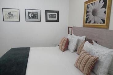 Bed & Breakfast Pousada Casa Jardim