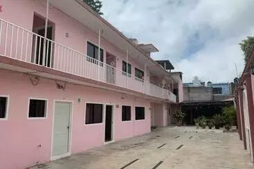 هتل کپسول Jacaranda