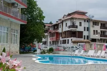 Club Hotel Vedren