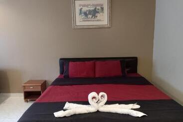 בית מלון כפרי Southern Star Resort