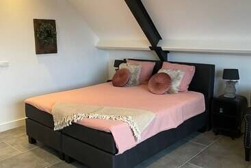 צימר B En B Stipdonk