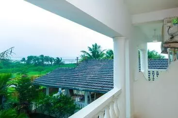 Otel Lillywoods Nv Beach Resort