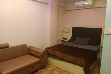 Hotel Sunrise Cave