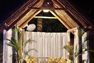 Herberge Kijanii Cottages Diani Beach