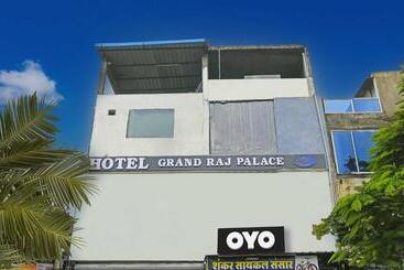 Hotelli O Grand Raj Palace