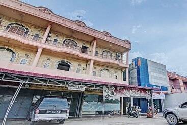 호텔 Oyo 92746 Wisma 35