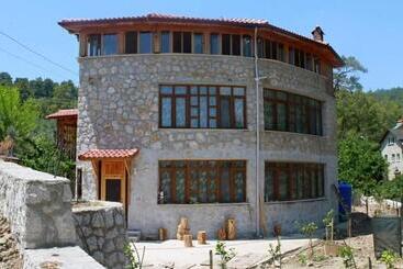 هتل آپارتمان Biik Apart