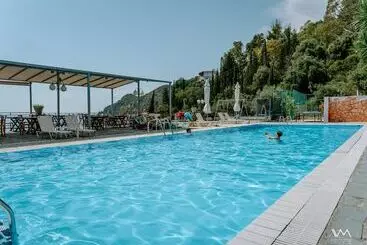 Hotel Arilla Beach