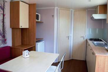 Hotelli Camping De La Croix D'arles