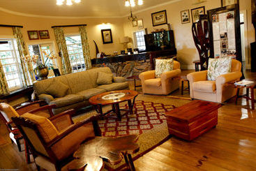 Отель Reilly's Rock Hilltop Lodge