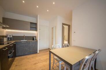 公寓 Riva Lake Lodge