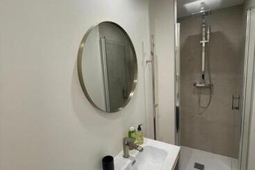 Bed and Breakfast Les Clapotis Chambres Pieds Dans L Eau Lac D Annecy