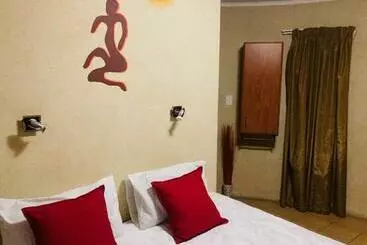ベッドアンドブレックファースト Eagle Crest Executive Lodge