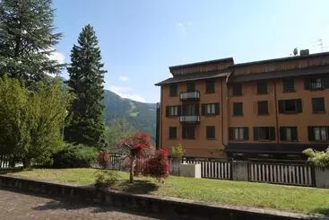 Hotelli Villa Luzzago