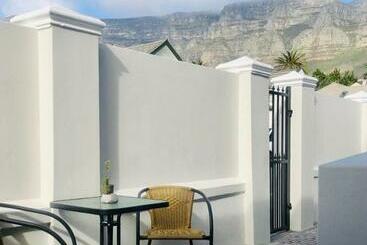 ペンション 18 On Faure