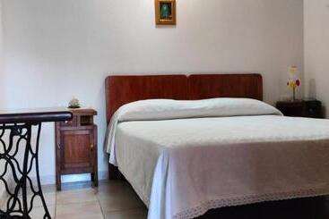 Aamiaismajoitus (B&B) Il Villino Della Nonna