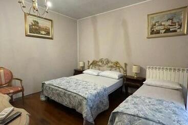 ベッドアンドブレックファースト Sopra Le Poste