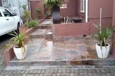 Pension  Liyoli Guesthouse